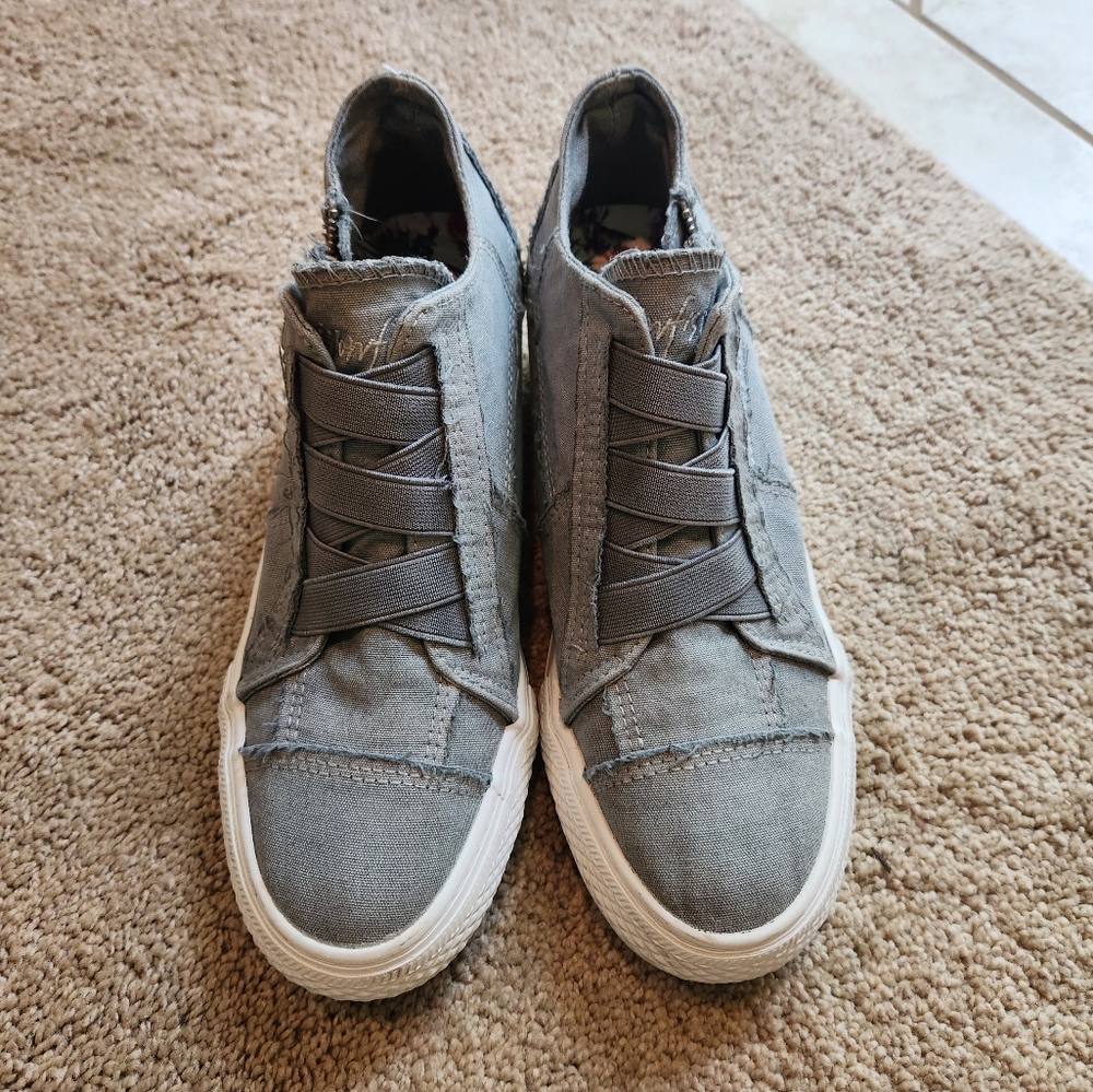 Women's Grey Blowfish Canvas Sneaker